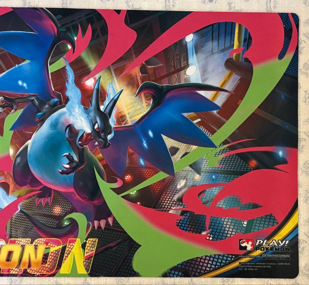 希少 メガリザードンX チャンピオンシップ プレイマット ポケモンカード 公式品