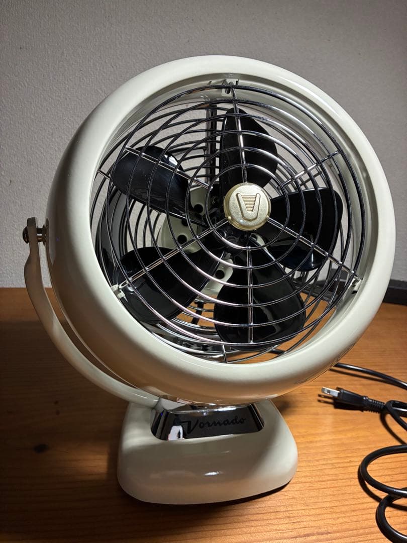 Vornado VFAN2-JP サーキュレーター クリーム色