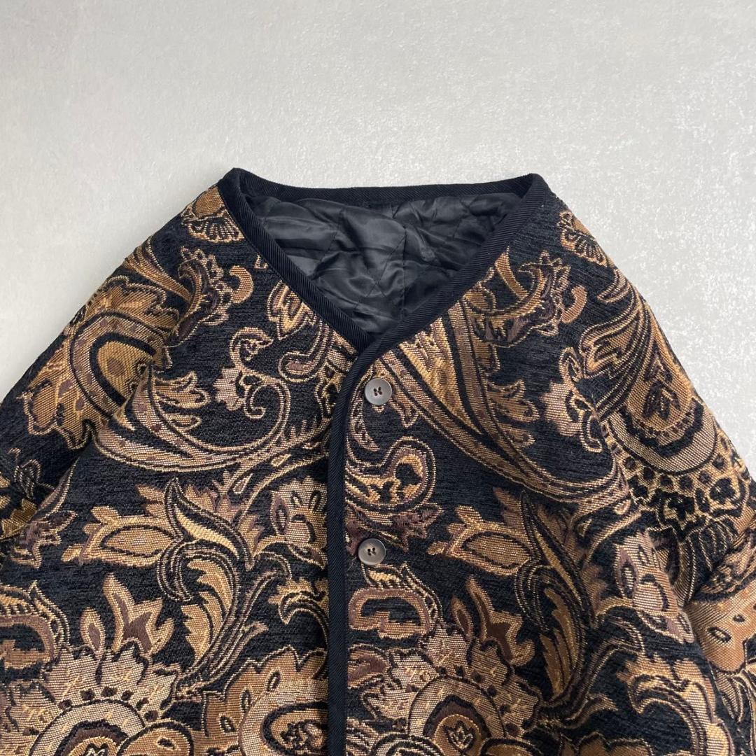 美品　antiqua　ノーカラージャケット　キルティング　ブラック　ペイズリー