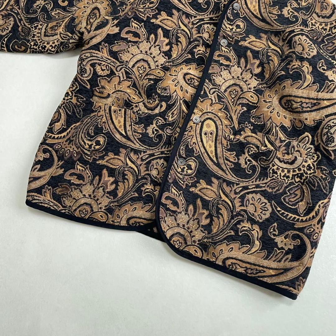 美品　antiqua　ノーカラージャケット　キルティング　ブラック　ペイズリー