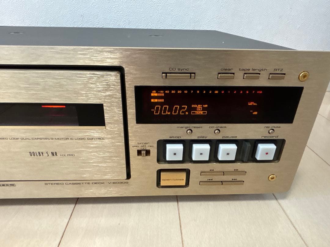 TEAC カセットデッキ V-6030S ゴールド ジャンク 電源OK