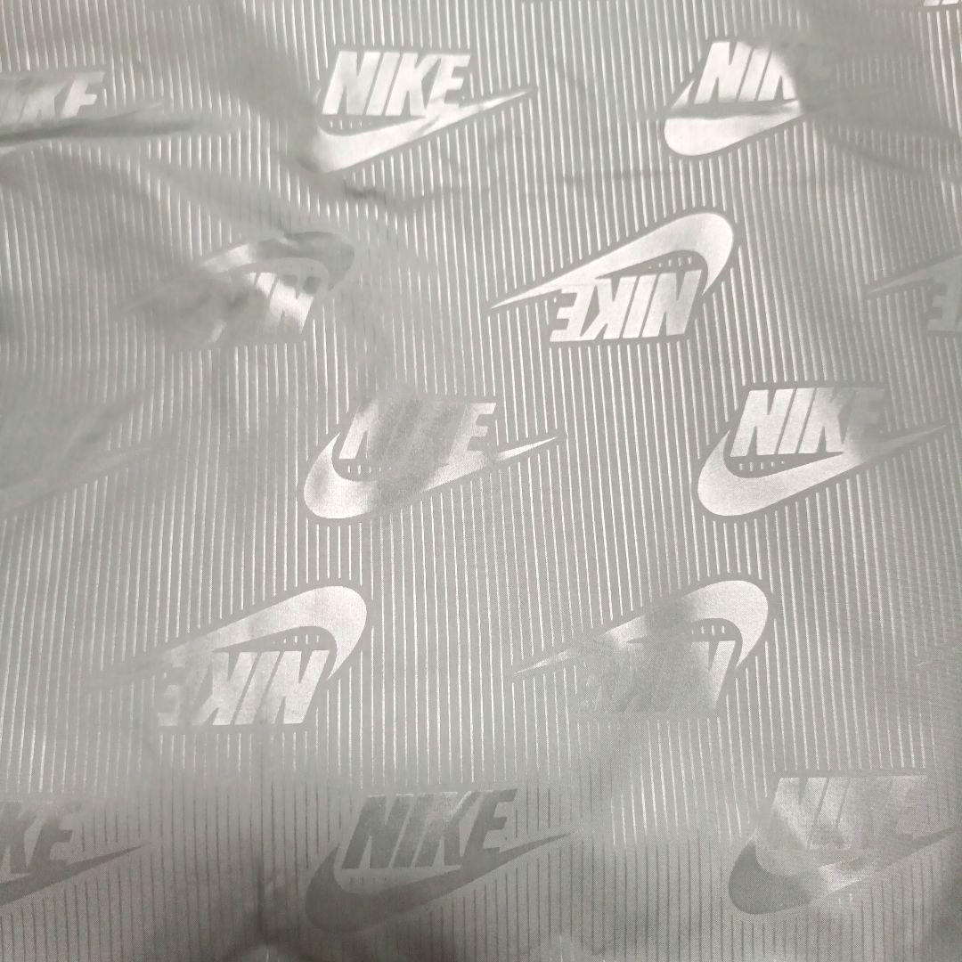 【新品正規品】NIKE ナイキパファーベスト　メンズL　定価20,130円