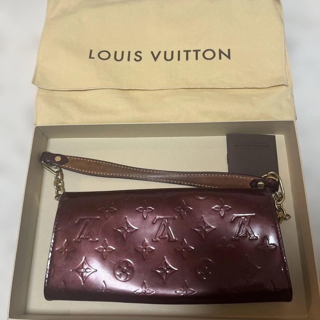LOUIS VUITTON バーガンディ クラッチバッグ
