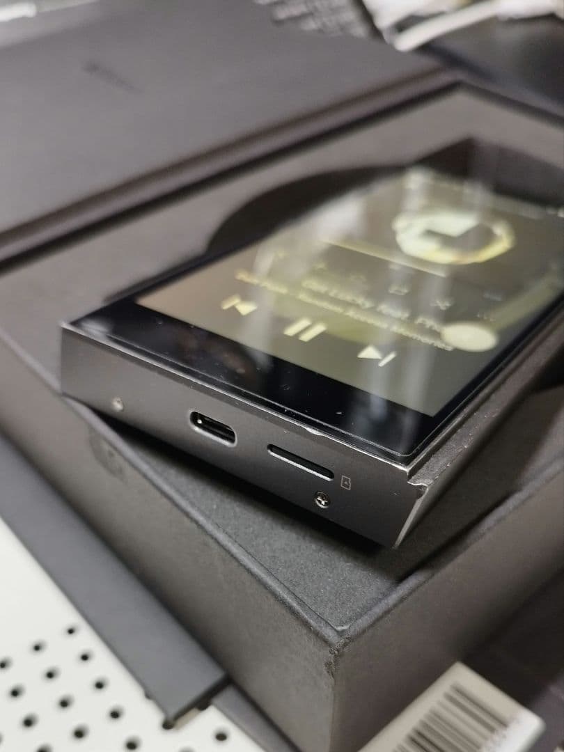 Astell&Kern SE100 バッテリー交換・ボリュームメンテ済