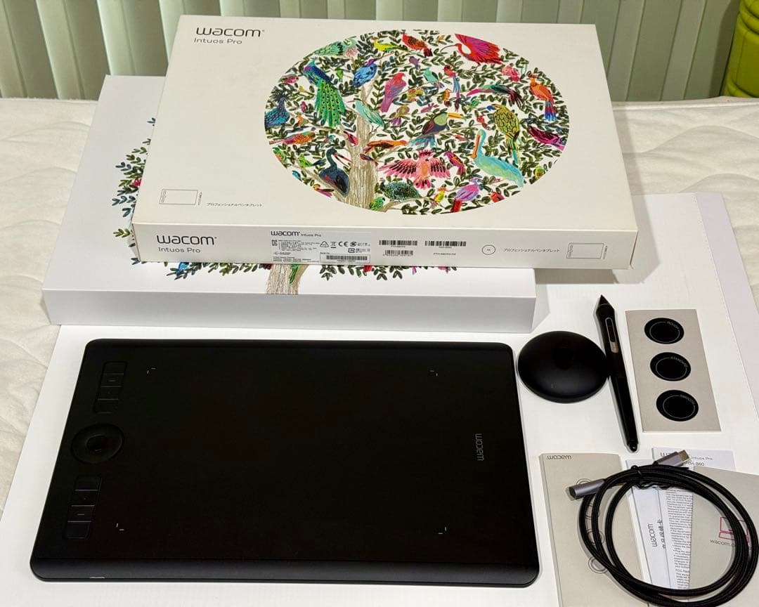 【お買い得】Wacom Intuos Pro PTH-660 ペンタブレット