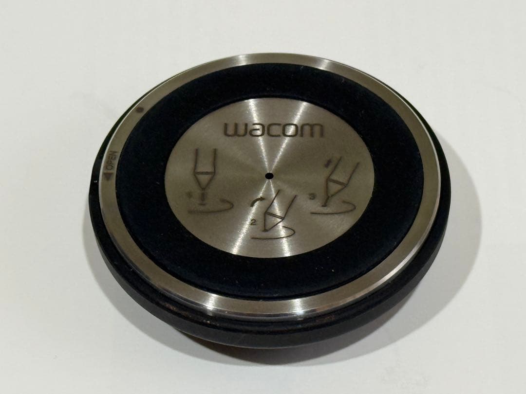 【お買い得】Wacom Intuos Pro PTH-660 ペンタブレット