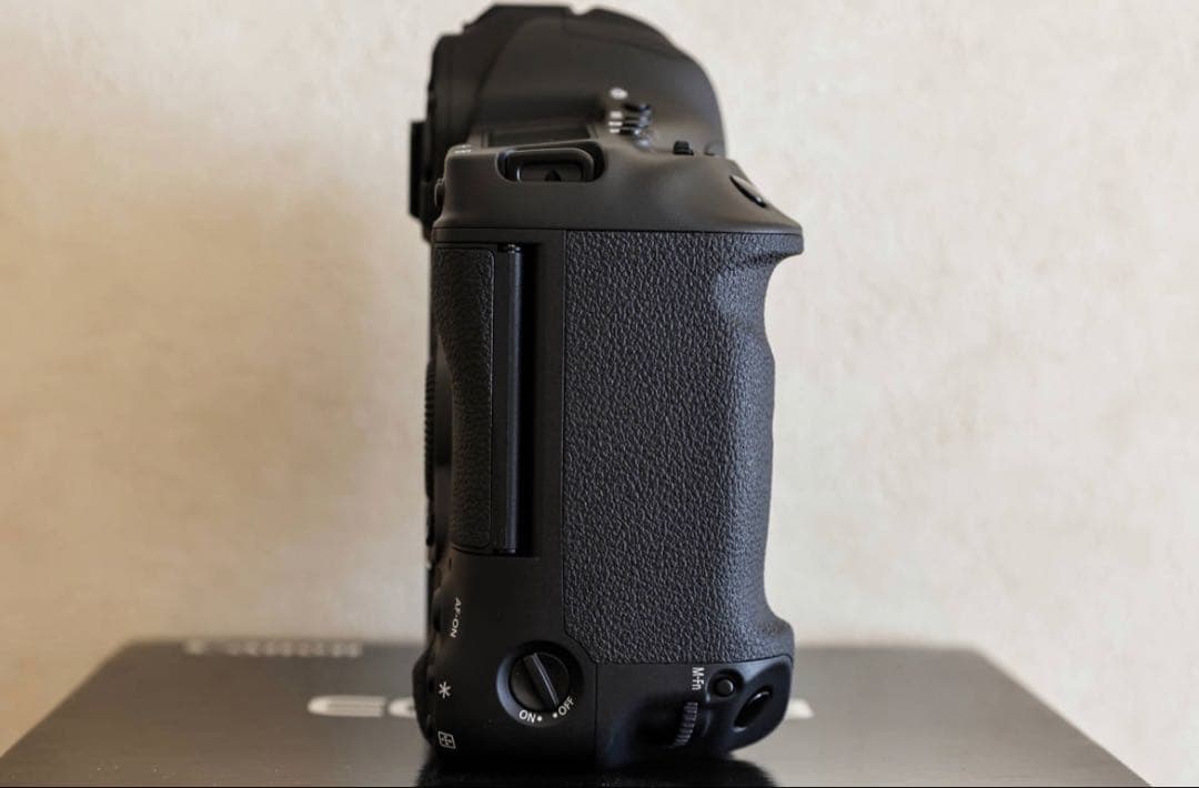 キャノン　デジタル一眼レフカメラCanon EOS 1D X Mark III