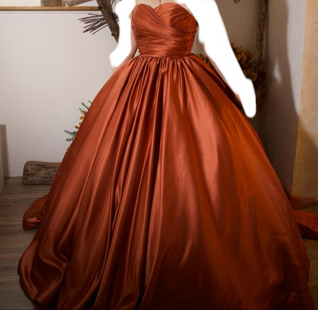 テラコッタ　ココメロディ　オレンジ　ドレス　テラコッタドレス　挙式　カラードレス