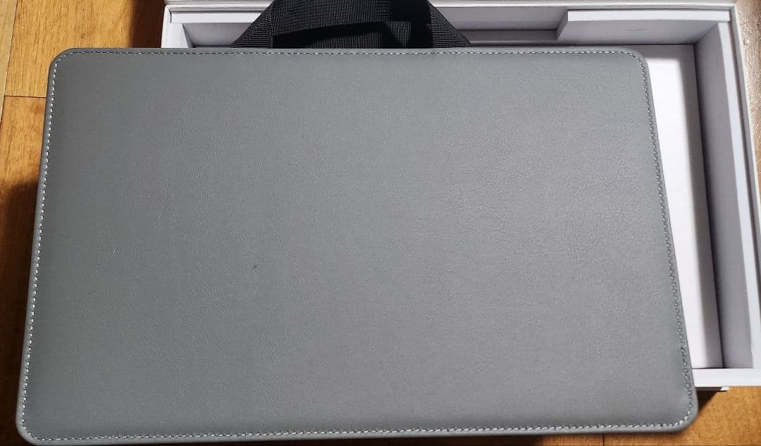 Laptomo S1モバイルモニター