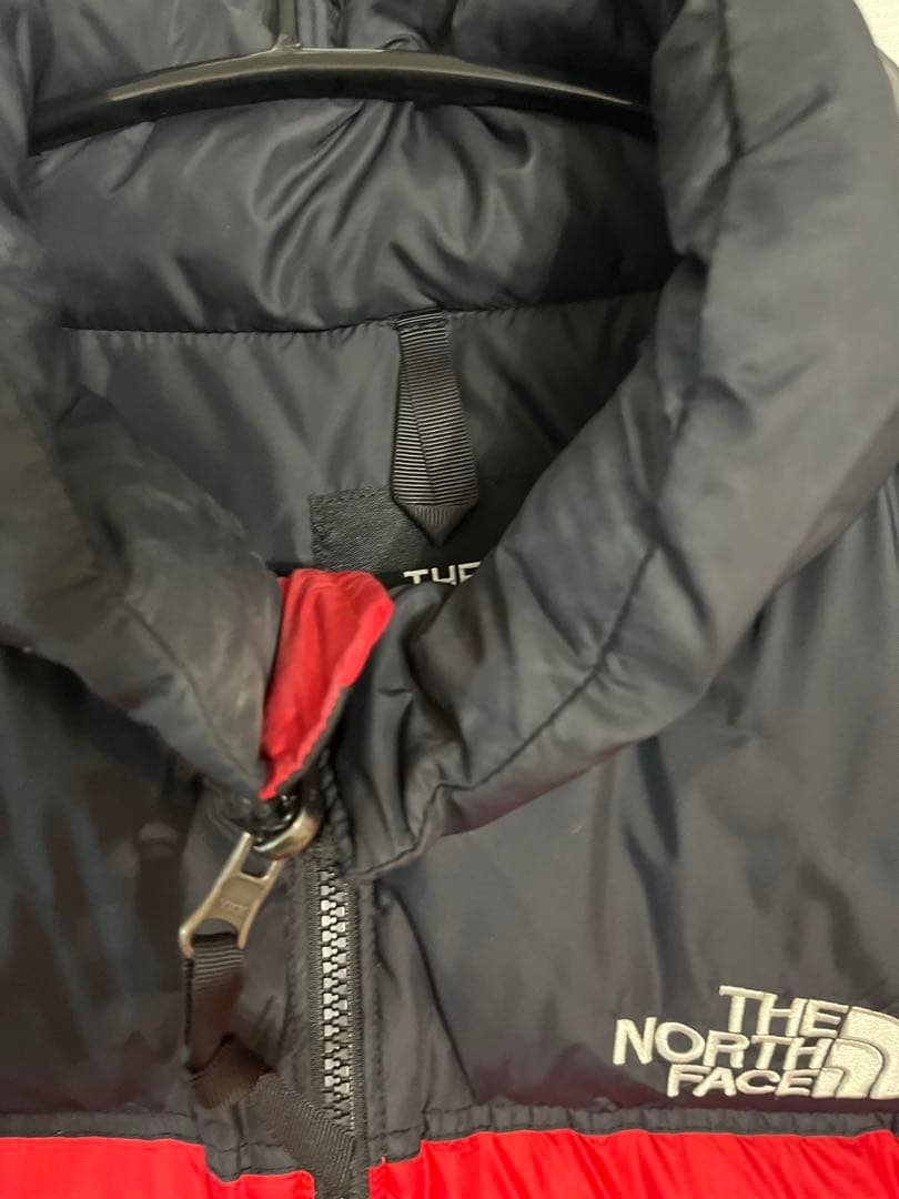 THE NORTH FACE ヌプシジャケット レッド