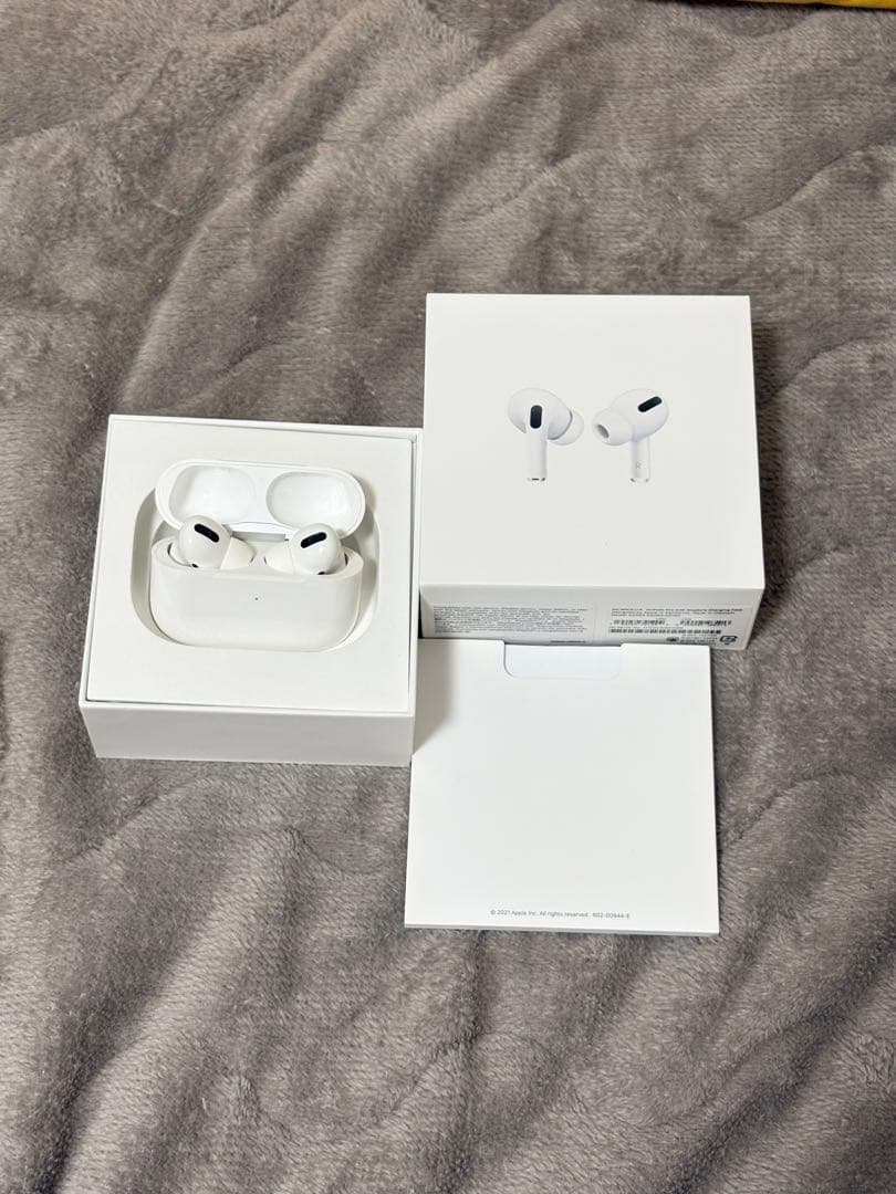 【美品】正規品Apple AirPods Pro 第1世代 本体