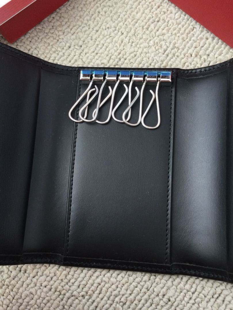 正規品 カルティエ Cartier 黒 レザー キーケース