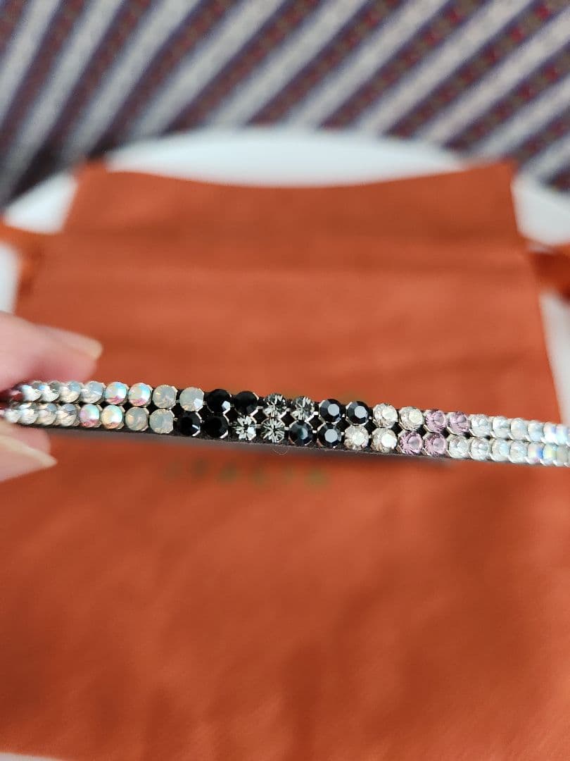 ラストセール！acca　ブリジットカチューシャ　ハンドメイド　仏製