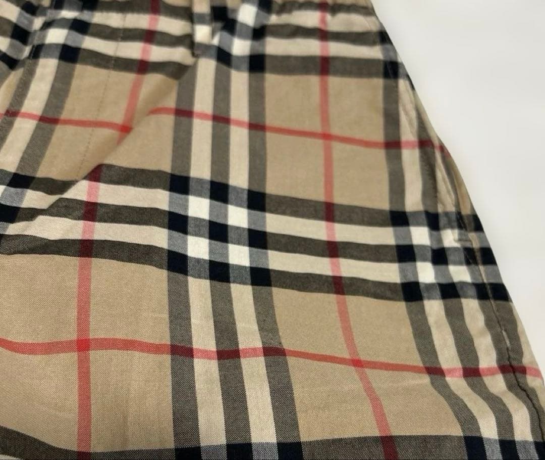 ☆BERBERRY☆Tシャツ&ノバチェックハーフパンツ2着セット　男の子140