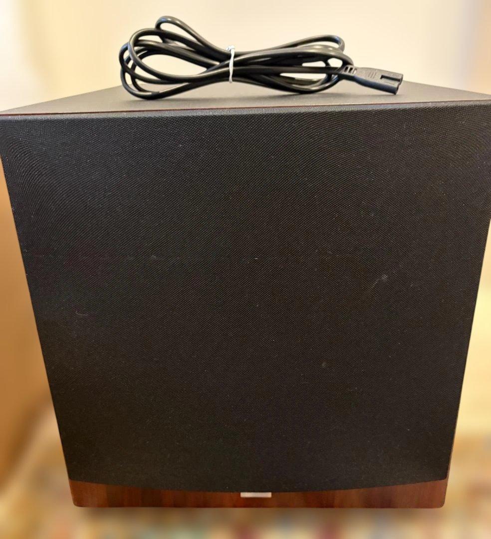 新品同様 JBL STAGE A100P パワードサブウーファー 完動品