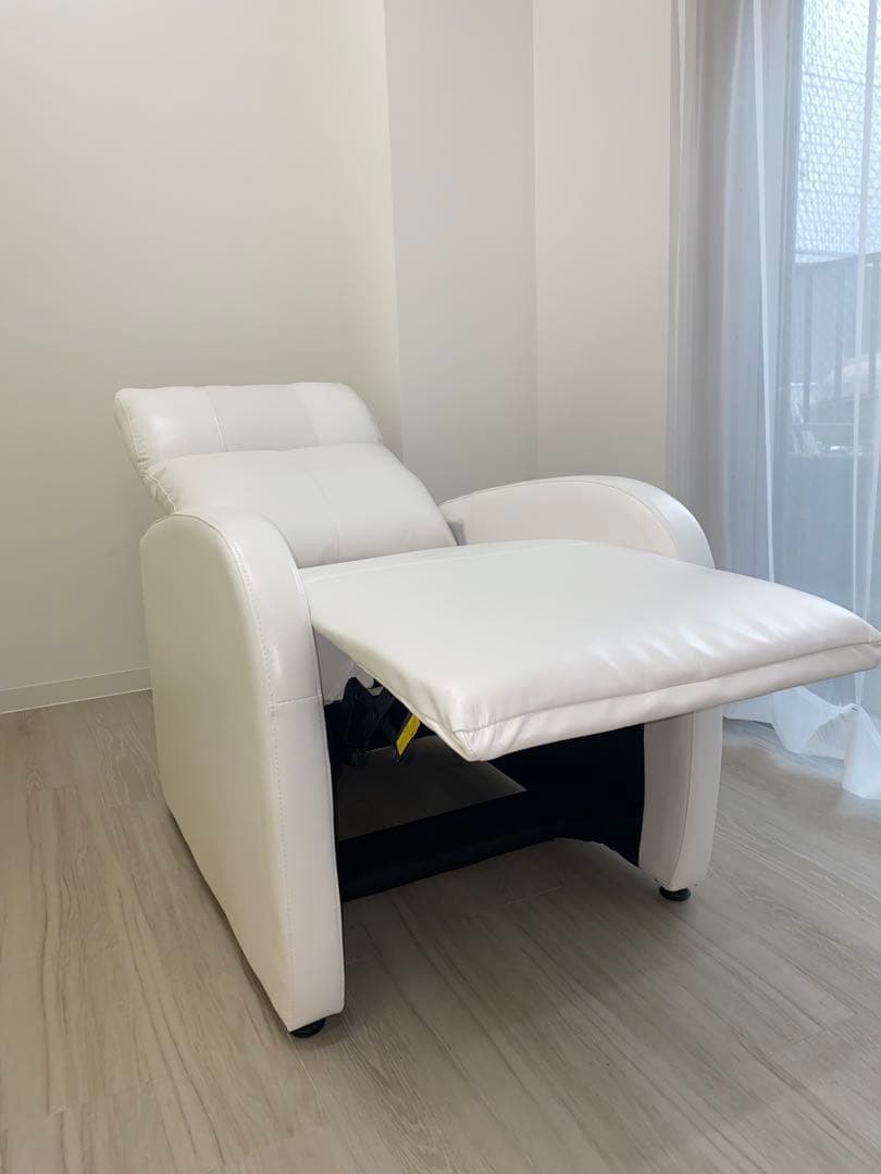 ネイル・アイラッシュ用ラウンジチェアDX ホワイト　施術台