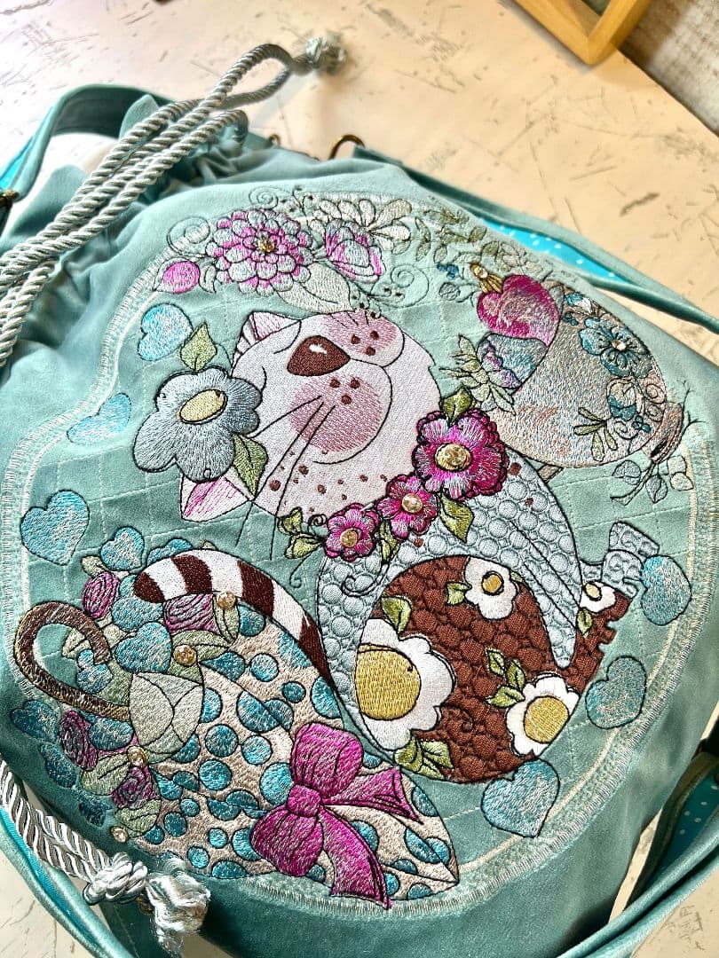 ＊お纏めリクエスト＊ロラライハリス♡ターコイズブルーベロア刺繍の巾着バッグなど