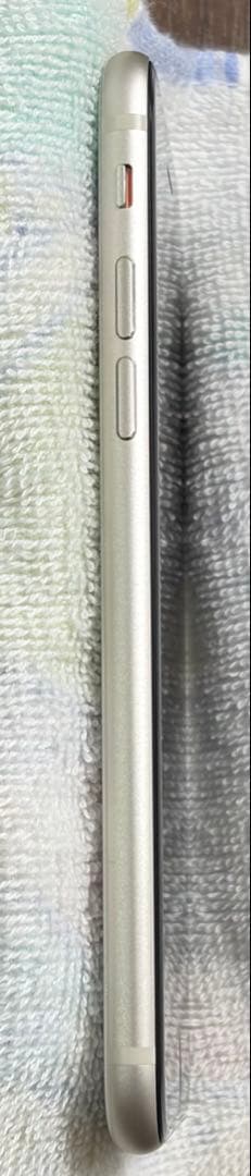 iPhone SE 第3世代 64GB 本体 スターライト