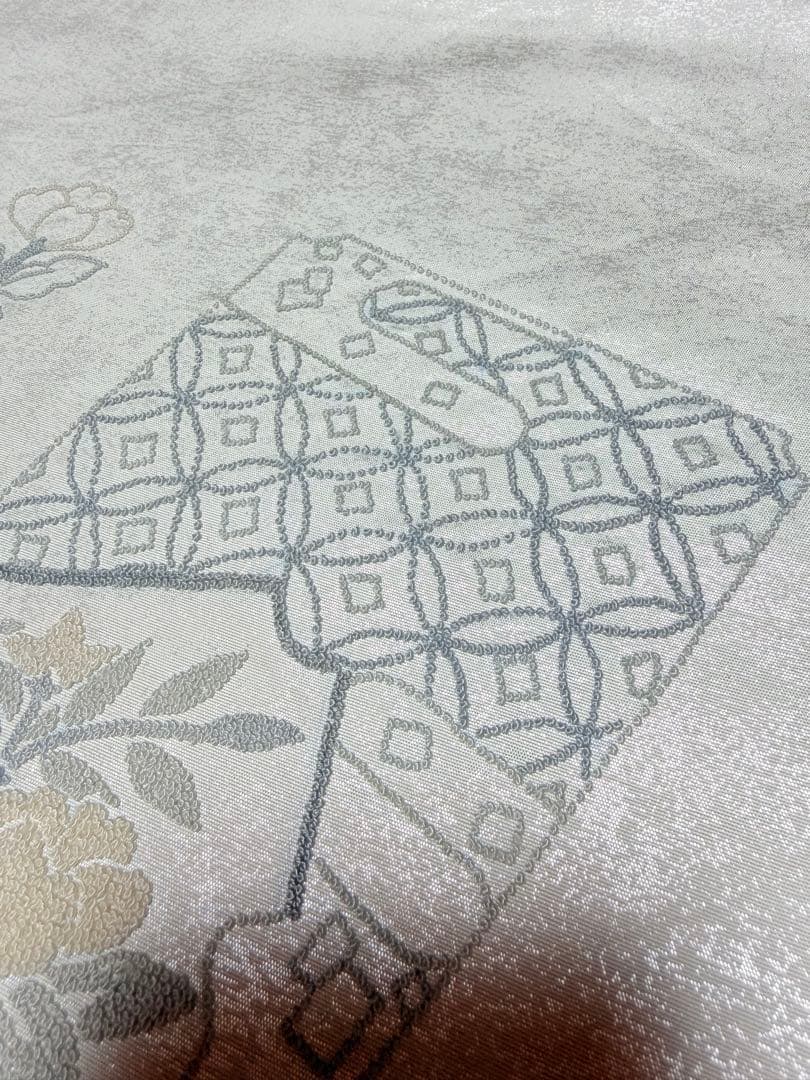 高級 袋帯 正絹 お太鼓柄 相良刺繍 中国刺繍 ホワイト シルバー 訪問着