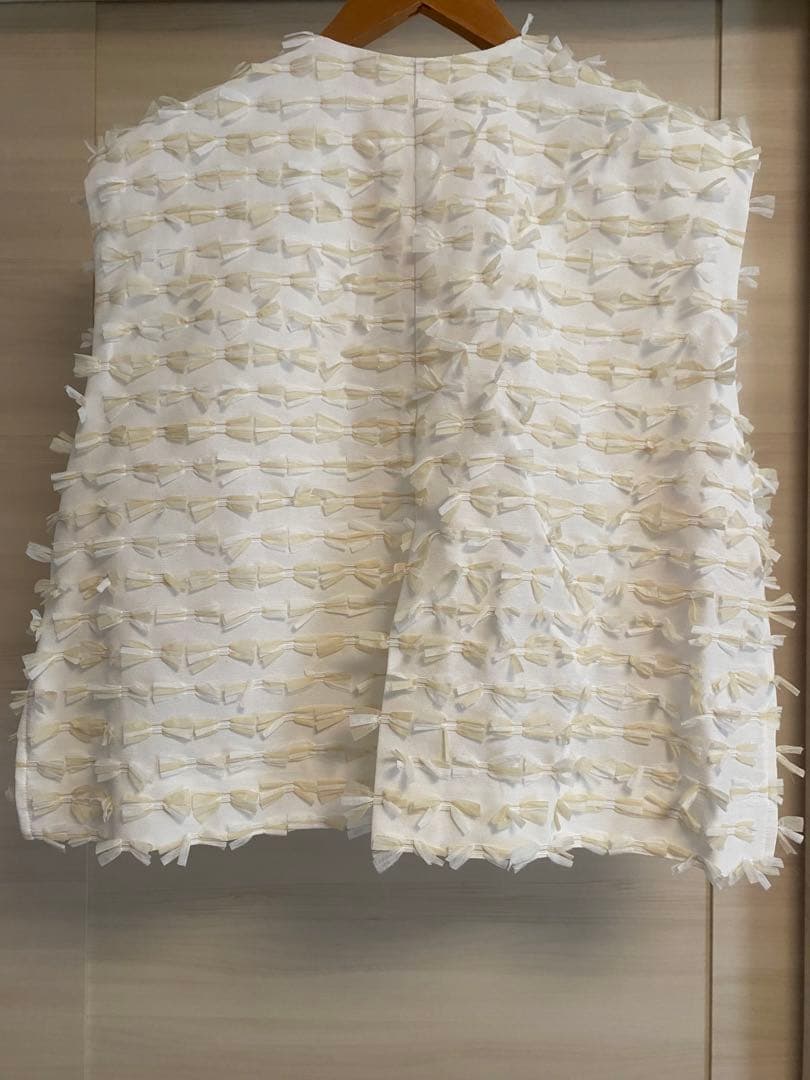 yori shirocon ミニリボンショートジレ 38 ホワイト×ホワイト