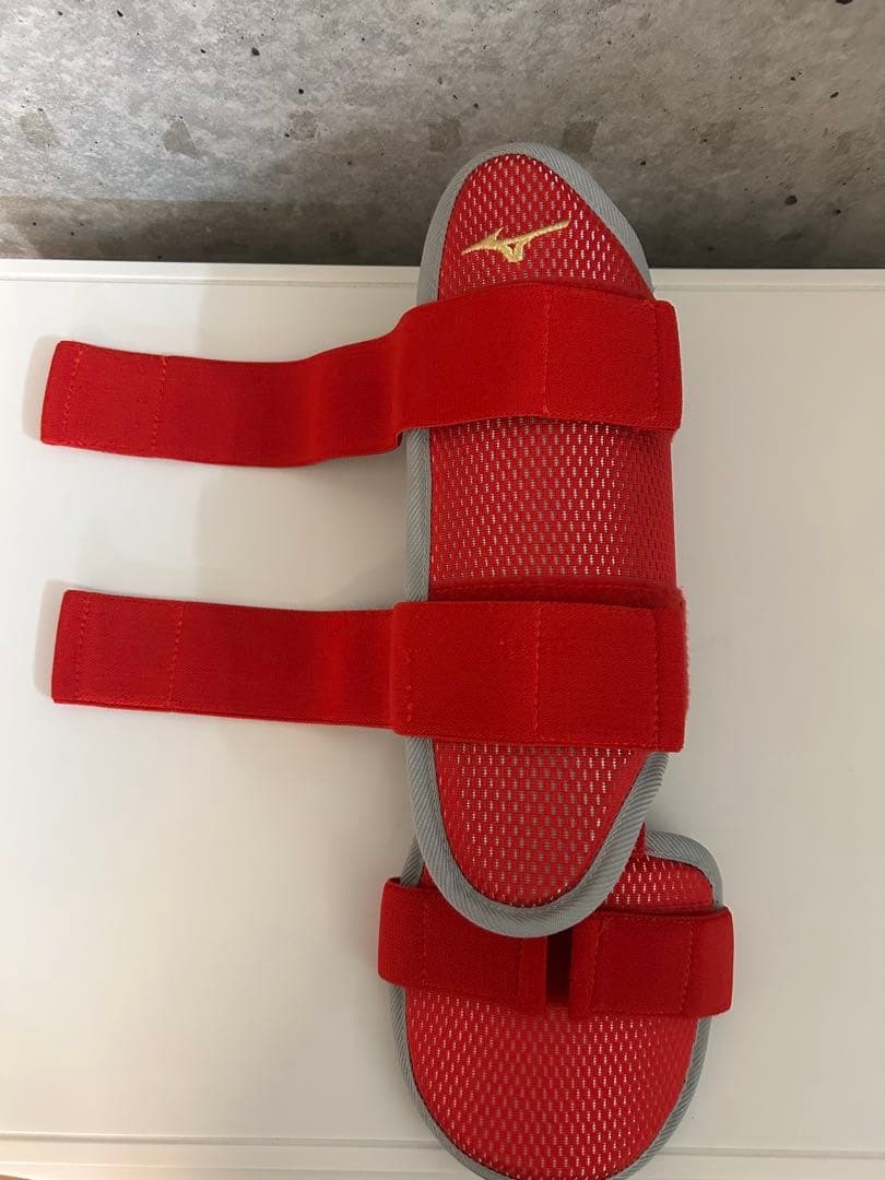 ✨美品✨【ミズノプロ】エルボーガード &フットガード赤 収納袋付き、右打者用