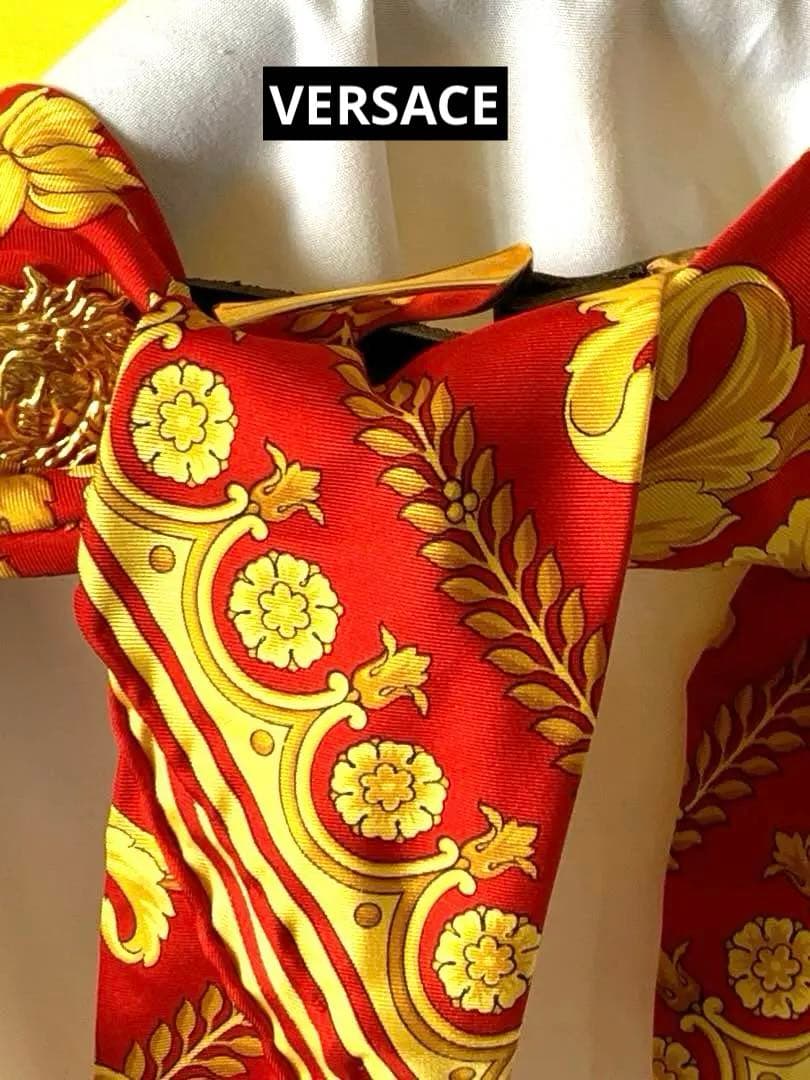 ✨VERSACEベルサーチ・シルクベルト✨ ✨希少な逸品✨最終特価最安値✨