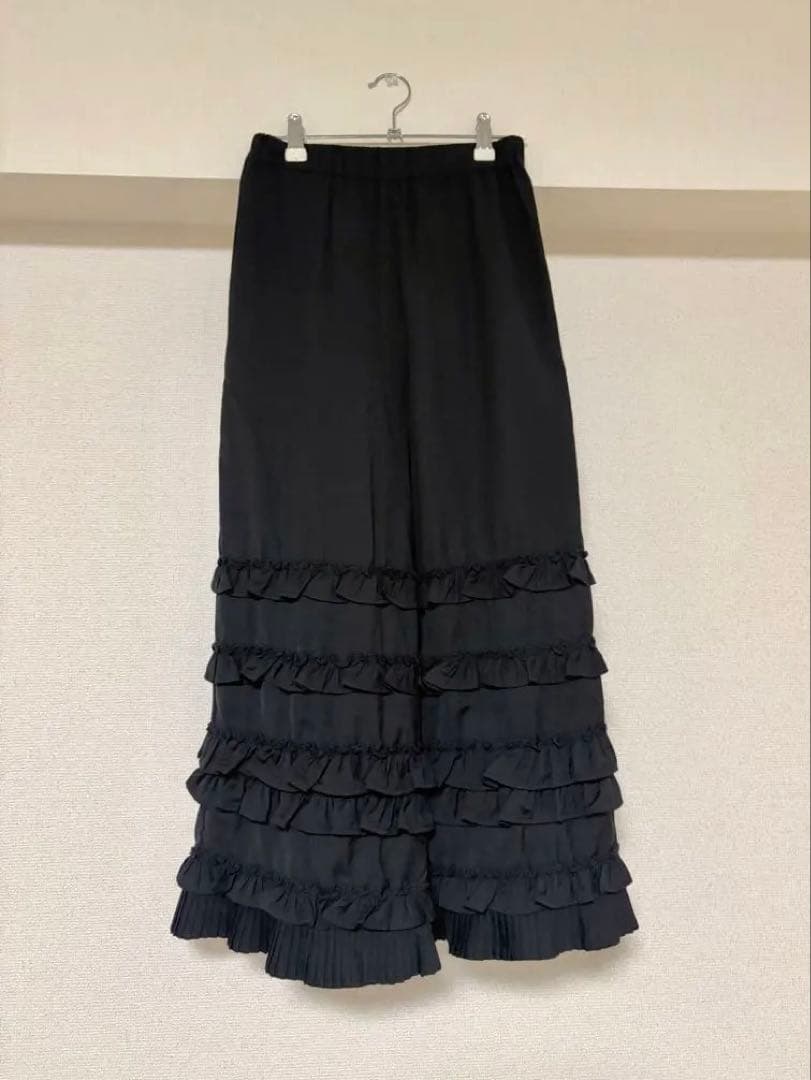 fig london フリルパンツ