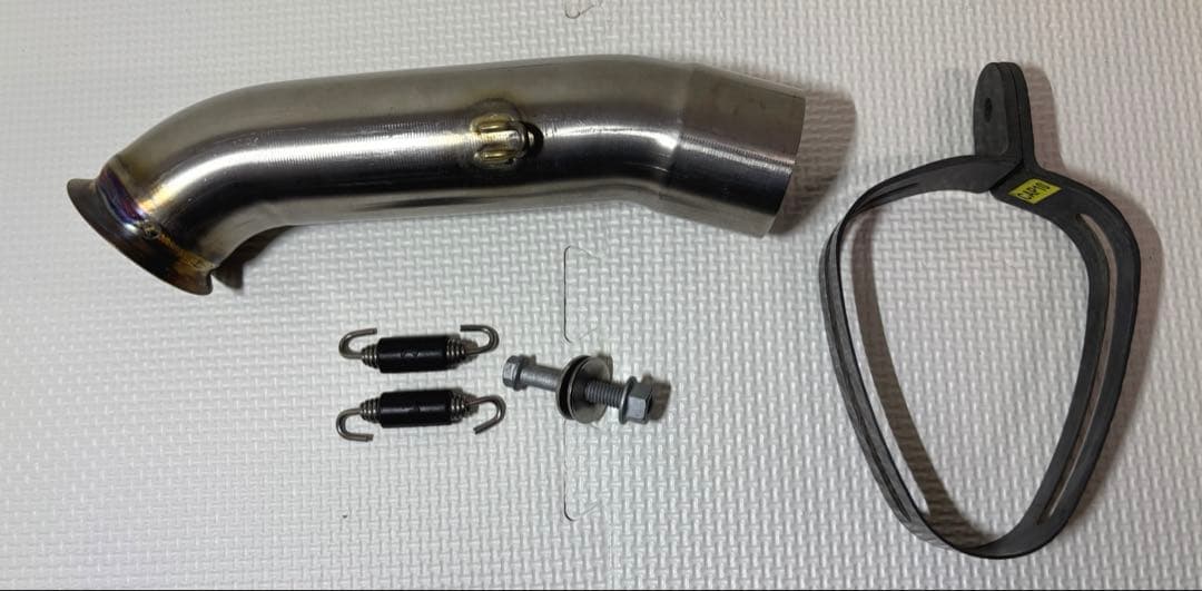 【新品未使用】アクラポビッチ マフラー KTM 125～390DUKE