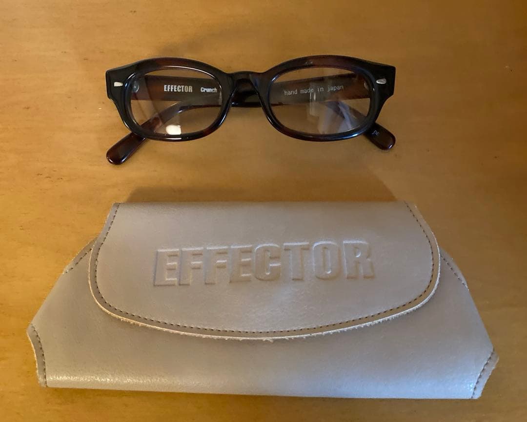 エフェクター　crunch クランチ　ブラウン