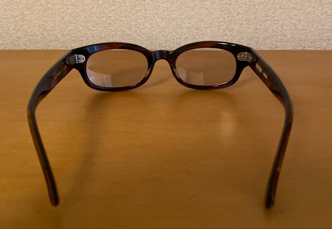 エフェクター　crunch クランチ　ブラウン