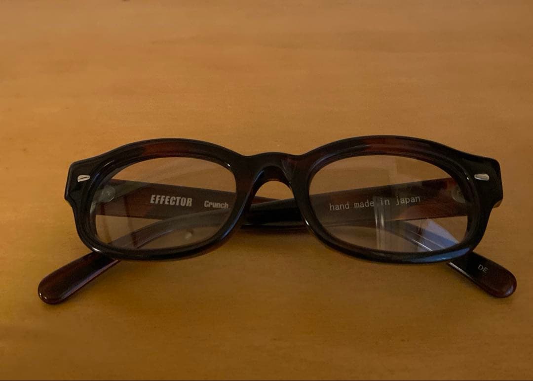 エフェクター　crunch クランチ　ブラウン