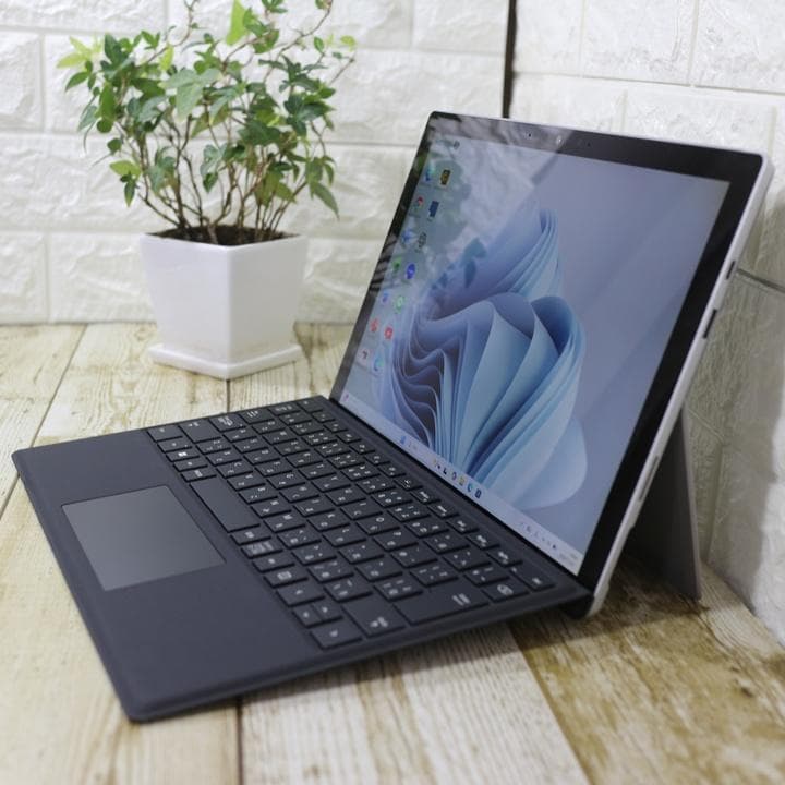 白黒surface pro7プラス バッテリー良好 タッチパネル