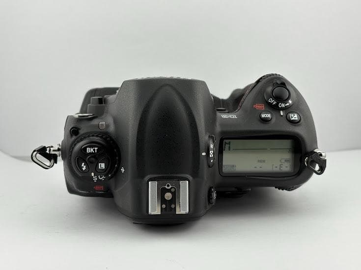 ★訳アリ★ ニコン NIKON D3 ボディ 『外観、光学綺麗』