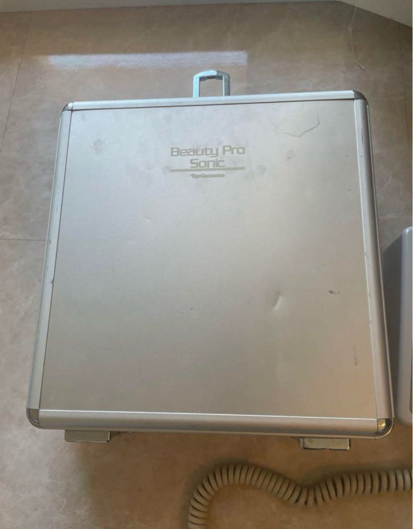 ナリス化粧品　ビューティプロソニック　美顔器