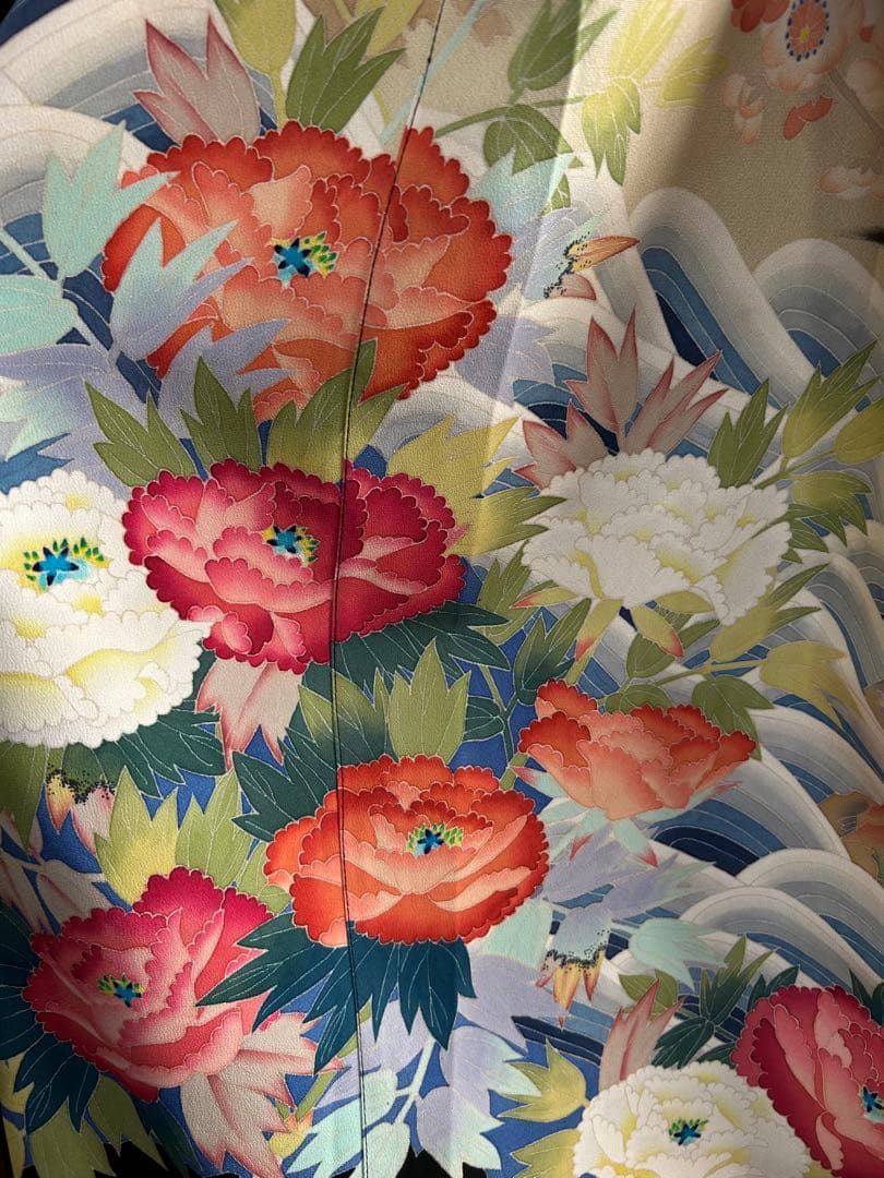 着物リメイク　黒留袖 正絹　ワンピース　花柄模様 ウエストリボン付き