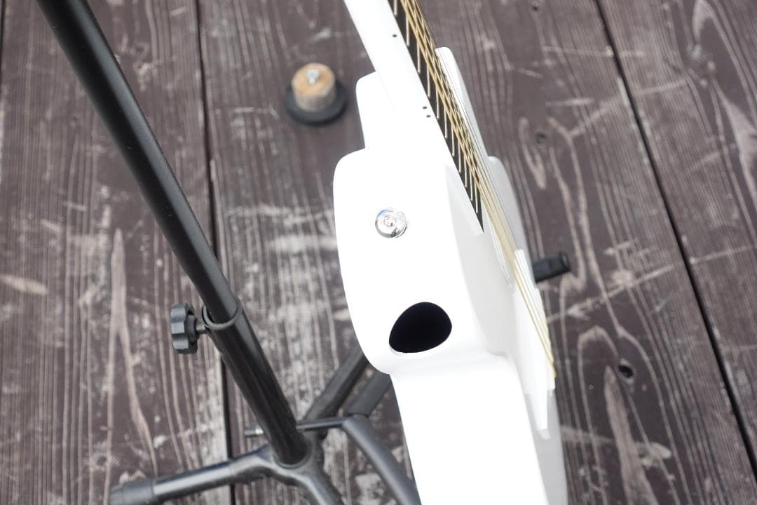 ENYA Nova Go Mini（白）カーボン複合材 ミニギター アウトドアに