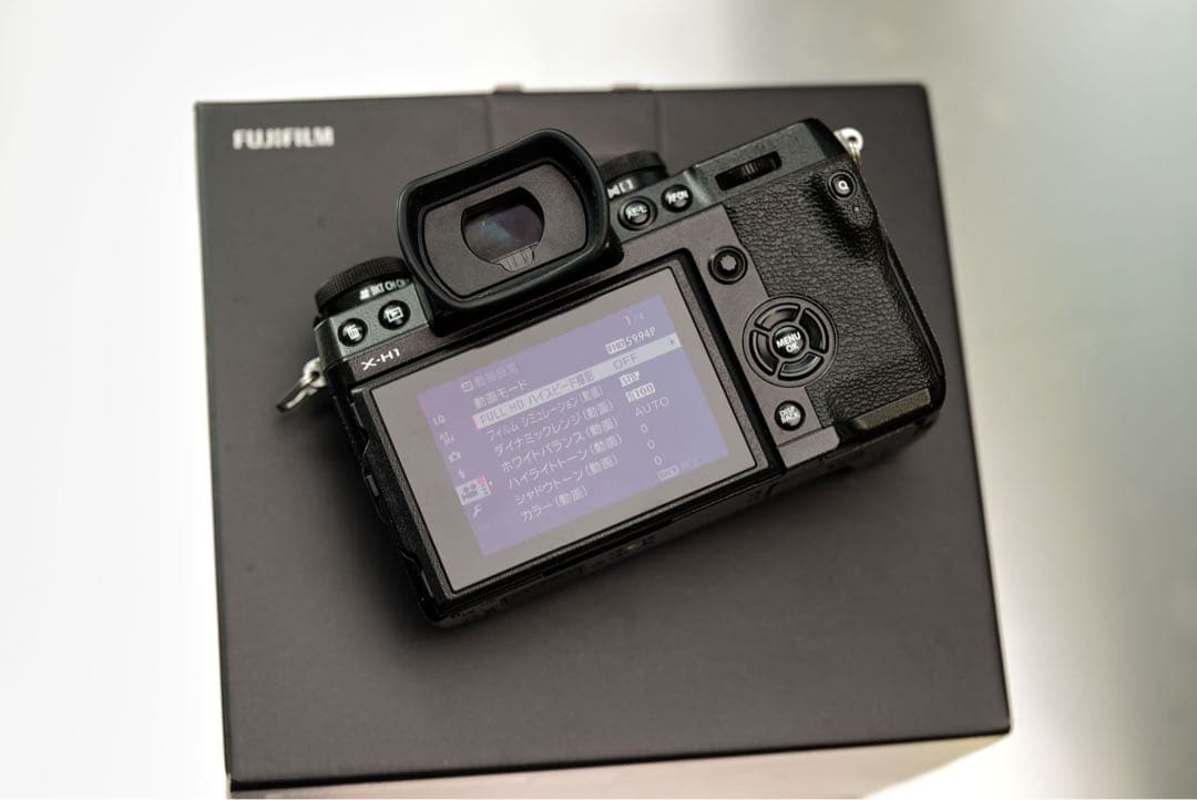 FUJIFILM X-H1 ボディのみ（箱他付属品あり）