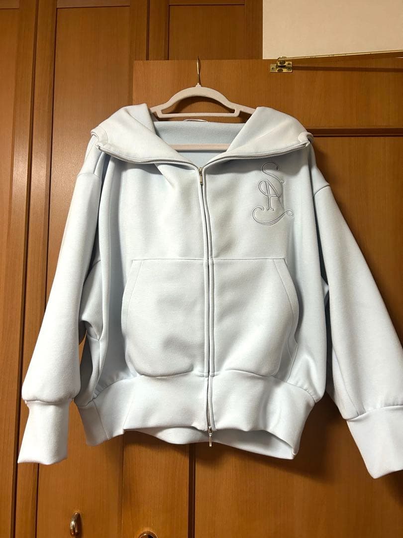 SNIDEL エンブレムボンディングパーカー ライトブルー