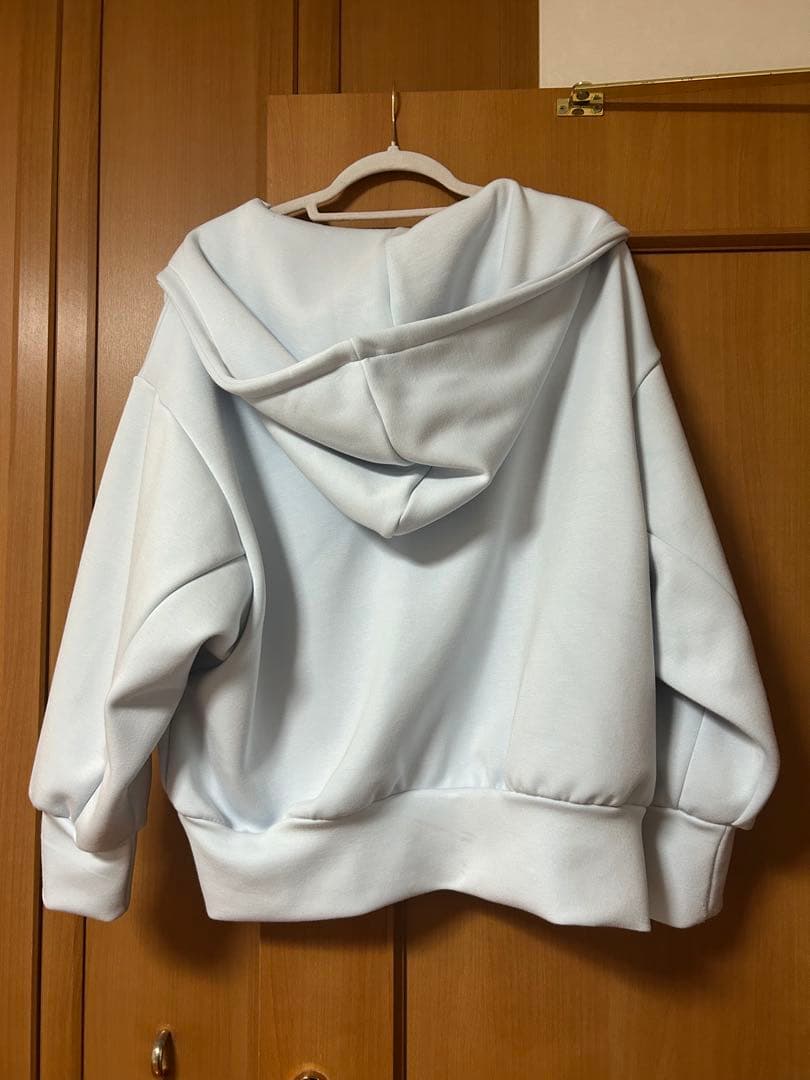 SNIDEL エンブレムボンディングパーカー ライトブルー