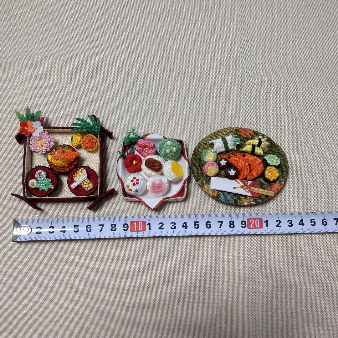 ちりめん細工　　おせち　料理　籠盛など　11点　（12月7日　4点追加しました）