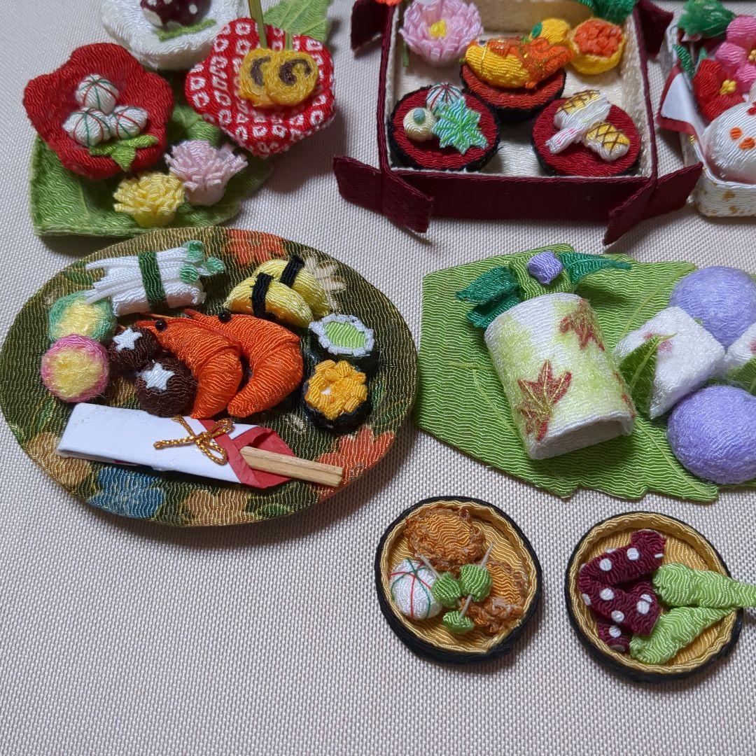 ちりめん細工　　おせち　料理　籠盛など　11点　（12月7日　4点追加しました）