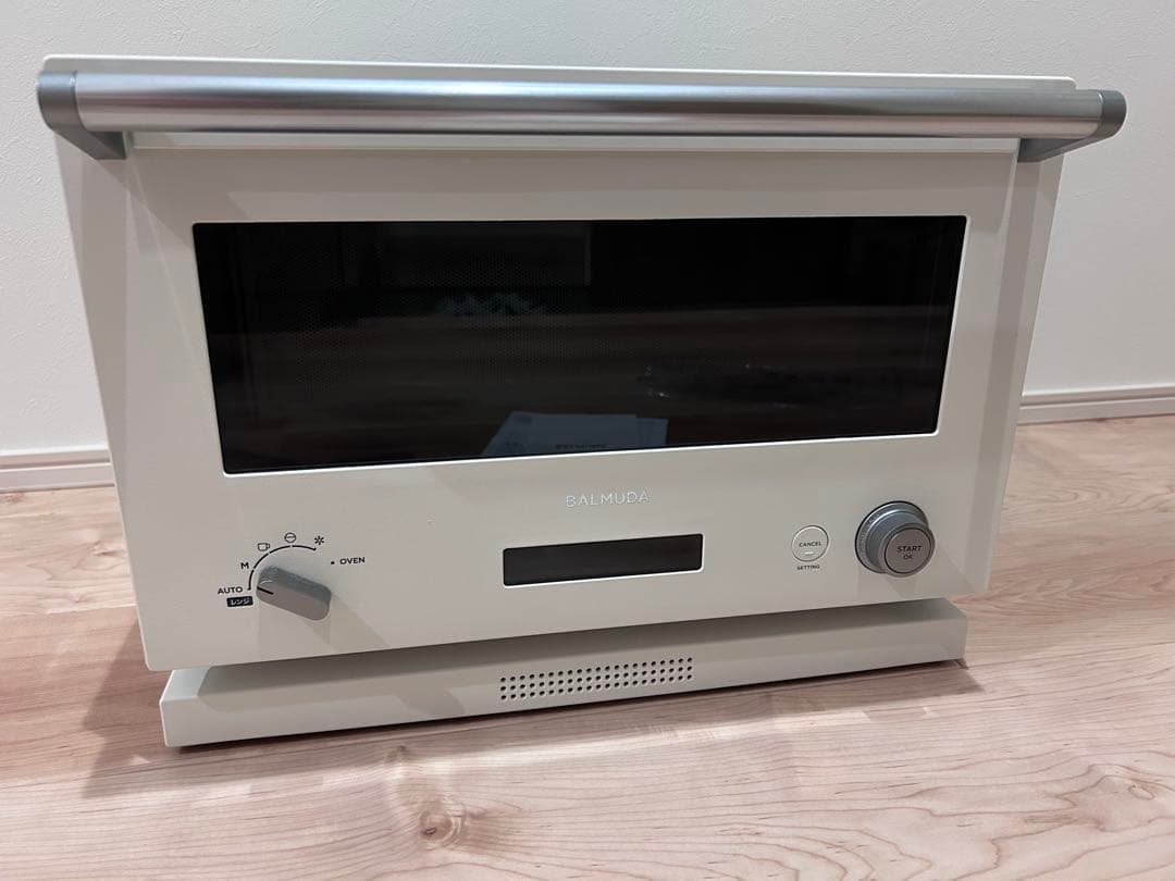 「ジャンク品」バルミューダオーブンレンジ(2021年製)白エラーコード「EO5」