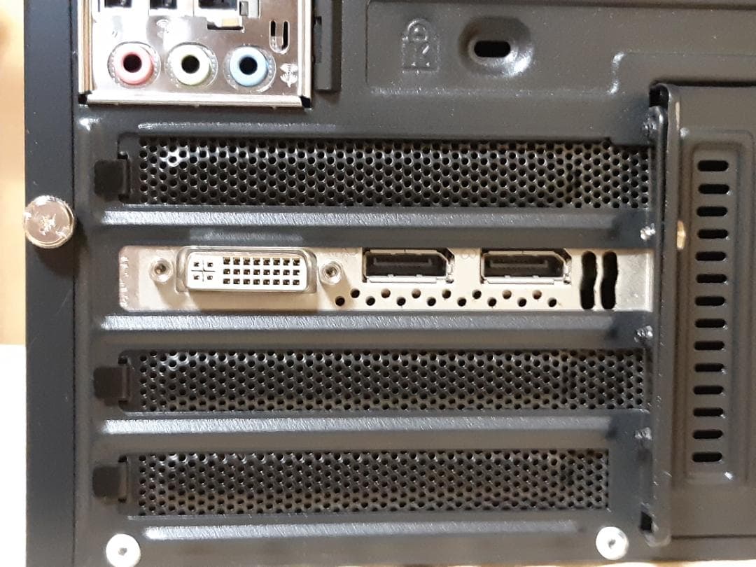 自作PC　i3 8100・8GB・SSD128GB・K2000・Win11