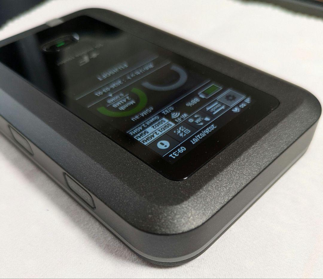 富士ソフト 5G対応 Wi-Fiモバイルルーター +F FS050W