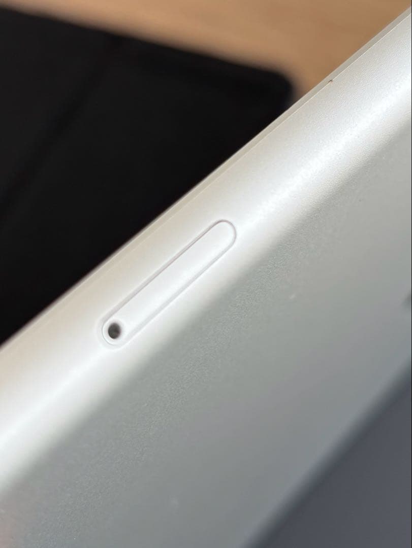 Apple iPad シルバー　動作確認済