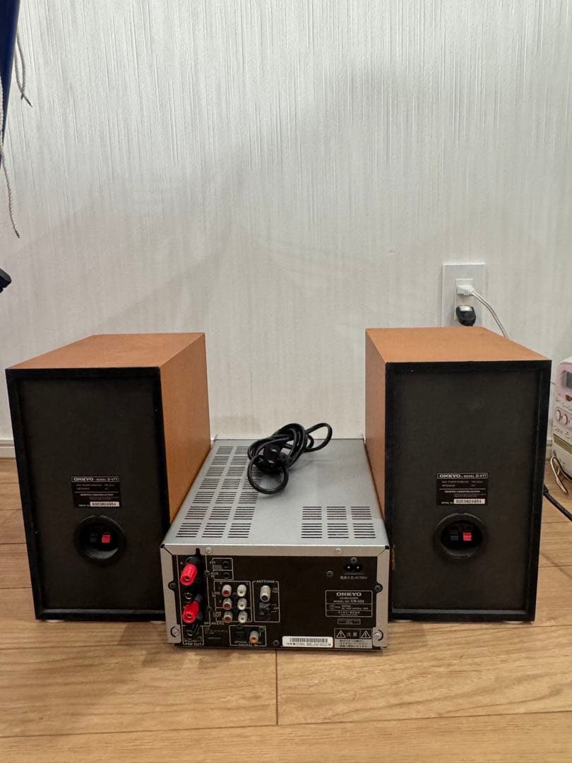 ONKYO ー CR-555 CDレシバーアンプ-本体のみ中古品