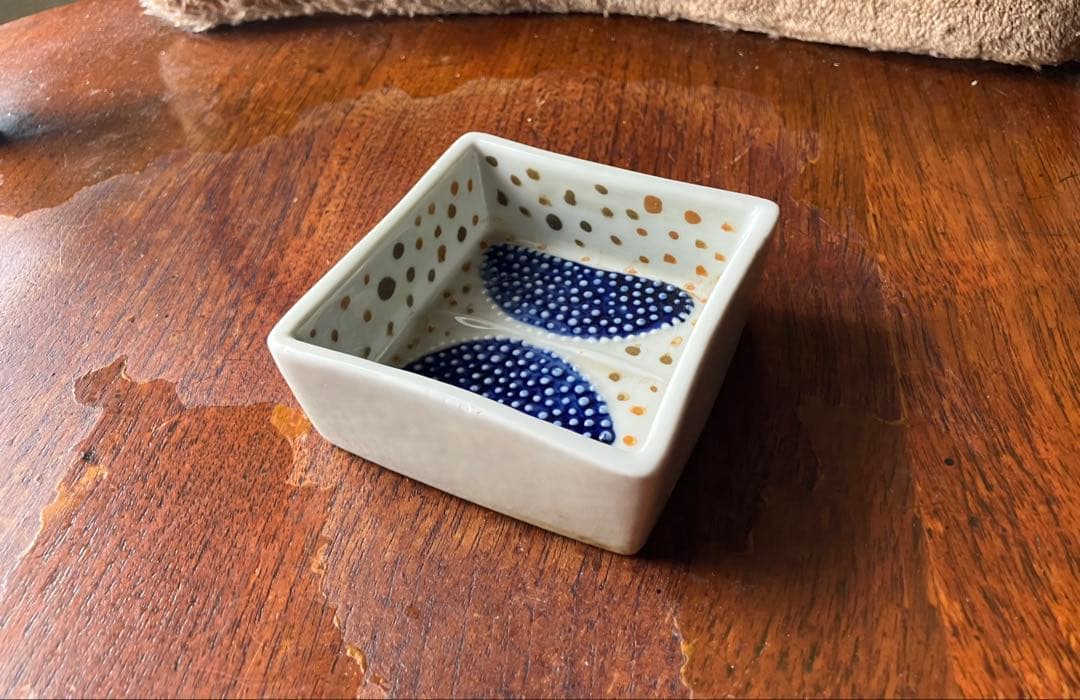 ロールストランド シルヴィア・レウショヴィウス 器