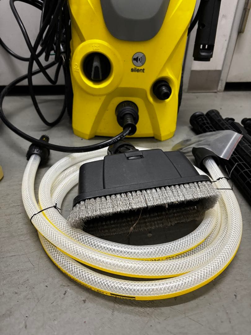 KARCHER 高圧洗浄機本体 洗剤付き　K3静音