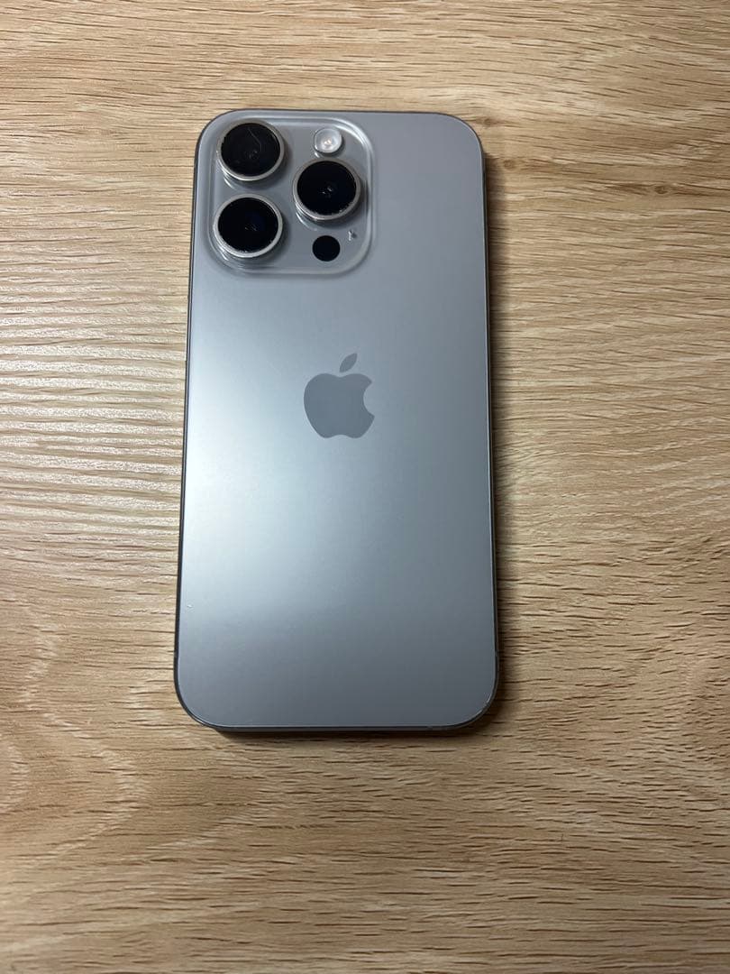 Apple iPhone 15pro 128GB ナチュラルチタニウム　ジャンク