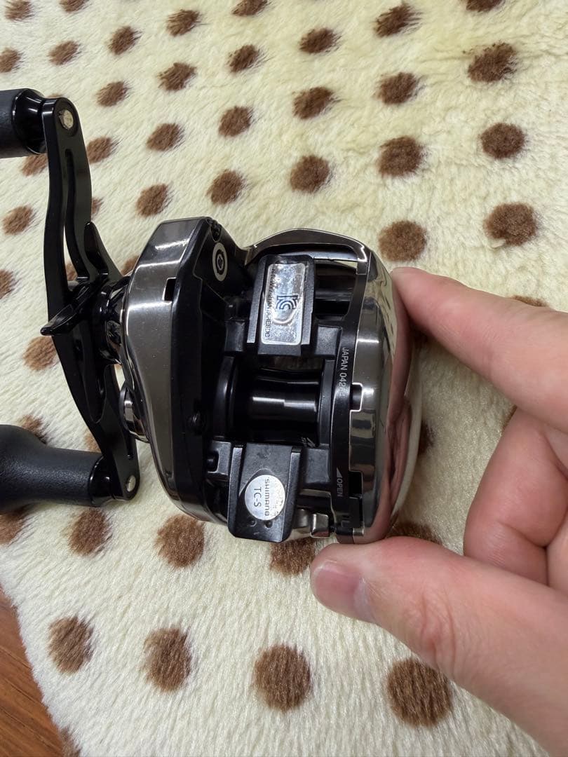 ※トン　　シマノ　21 アンタレス　DC XG 右巻き